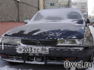 Битый автомобиль Toyota Mark II