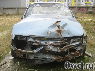 Битый автомобиль Opel Vectra