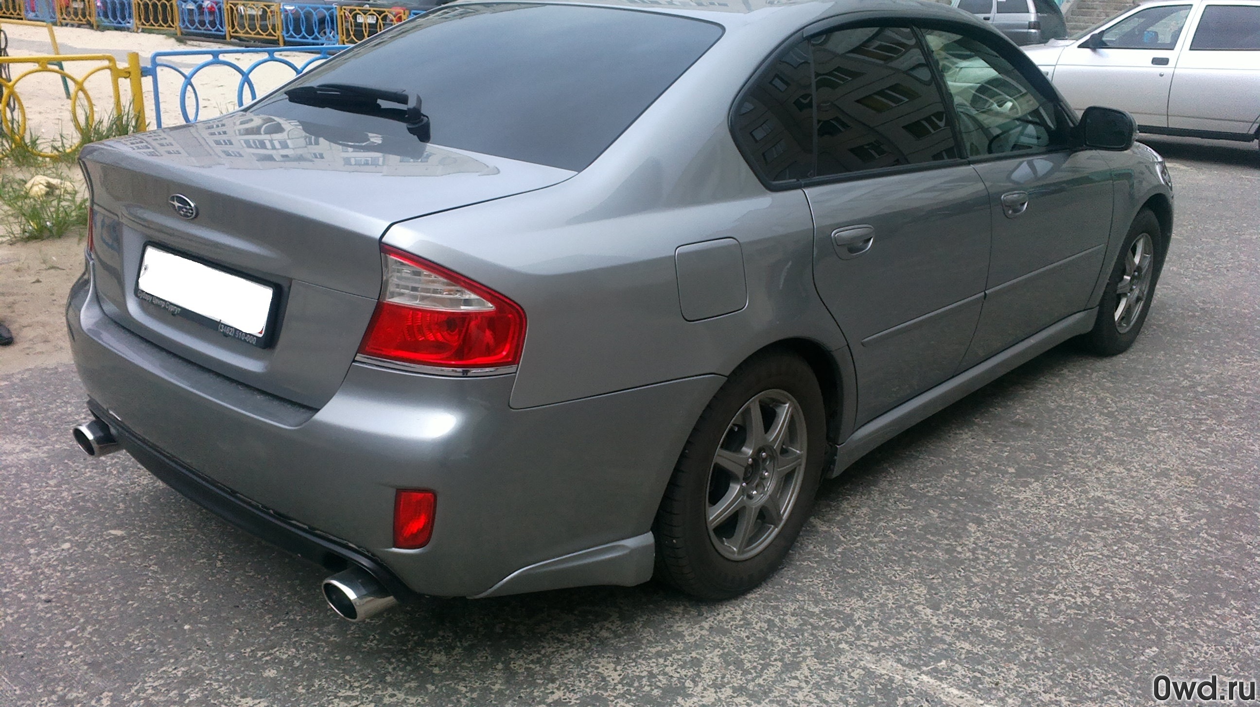 Битый автомобиль Subaru Legacy B4 (2007) в Сургуте